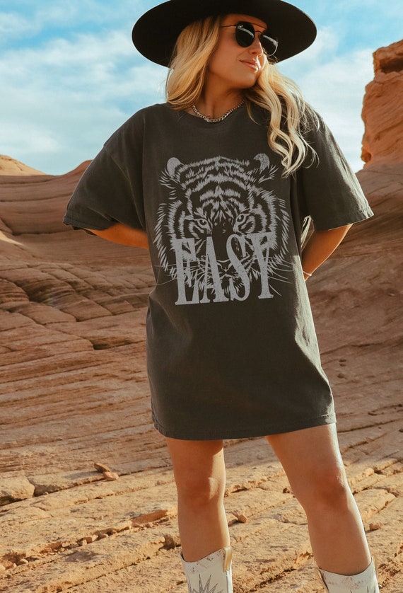 Easy Tiger T-Shirt, Easy Tiger Shirt, Gift for Her, Trendy Retro Aesthetic, Vintage Graphic Tee, Aesthetic Trendy, 90's TShirts for Women 09