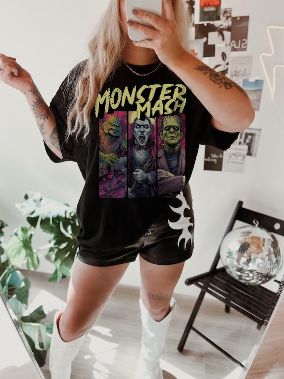 Retro Halloween Monster Mash Sweatshirt, Halloween Aesthetic, Vintage Halloween Sweatshirt, Graphic Monster Sweatshirt, Fall Oversized Shirt