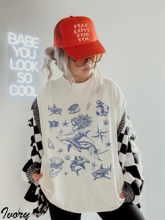 Vintage Tattoo Shark T-Shirt: Retro Ocean Sealife Tee