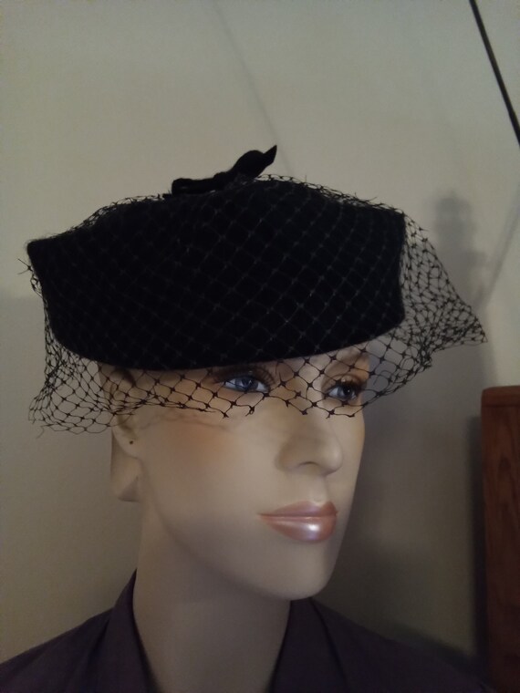 Black felt 50's hat, black felt hat, midcentury h… - image 4