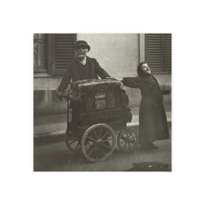 Stampa di poster, carta fotografica d'epoca - The Organ Grinder di Eugene Atget, 1895 - Sorriso della figlia, scena di vita familiare, decorazione murale, casa