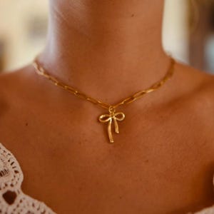 Bow Charm Freshwater Pearl Chain Sweet Cute Pendant Gold Necklace Vintage Summer Handmade Nacklace Short Choker