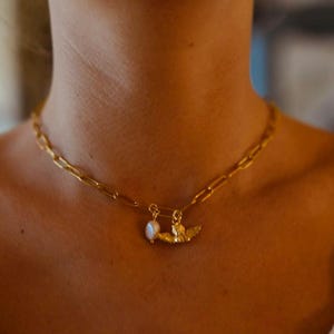 Lucky Charm Angel Necklace Charm Freshwater Pearl Chain Pendant Gold Necklace Handmade Short Stainless Steel Choker Gold