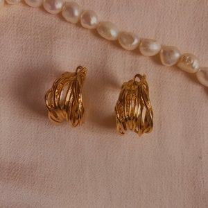 Earrings Gold Vintage Oldmoney Elegant Chic