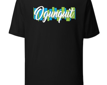 Ogunquit City T-Shirt – Maine Coastal Tee – Retro Design for Beach Travelers and New England Fans