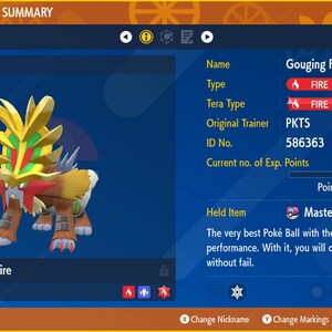 Puede incluir: Un personaje Pokémon Gouging Fire de la serie de videojuegos Pokémon. El personaje es una criatura bípeda con una combinación de colores amarillo, rojo y marrón. La imagen también muestra el nombre, el nivel y otras estadísticas del Pokémon.