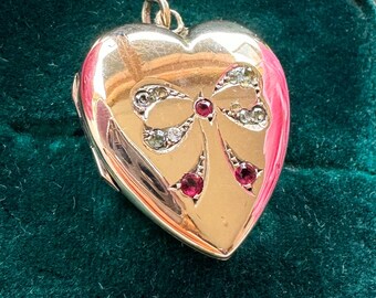 Antique Gold Heart Paste Locket - Paste Bow Locket - Antique Paste Jewellery - 9ct 9k Back and Front