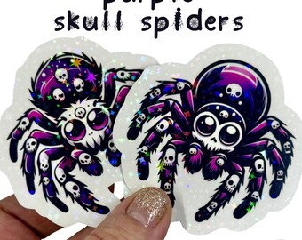 Juego de 2 pegatinas de araña con calavera morada: laminado holográfico con estrellas brillantes, calcomanía gótica de araña, paquete de pegatinas lindas y espeluznantes