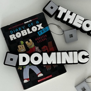 カスタム 3D Roblox 風ネーム サイン - 子供部屋や装飾用のパーソナライズされたゲーマー タグ