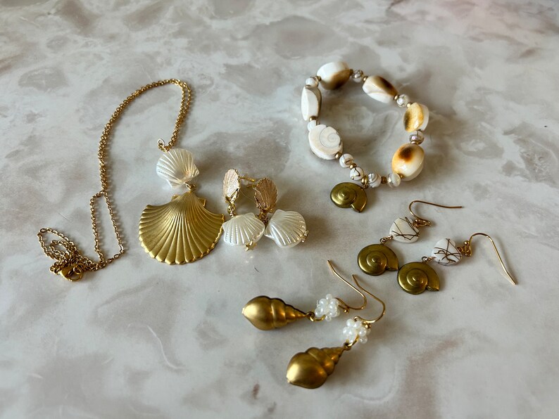 Nautilus Chain Earrings