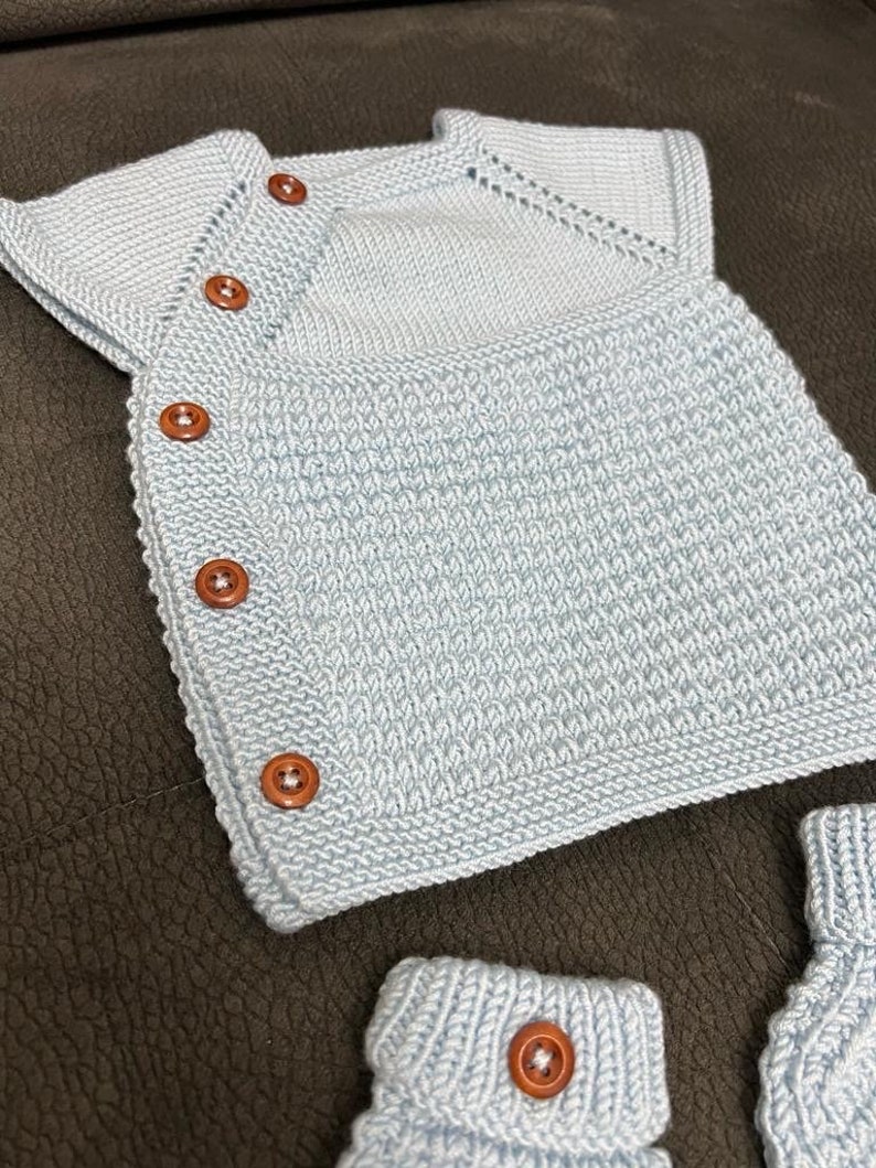 Newborn Gift Set, Light Blue Knitted Cotton Baby Sweater and Booties for 0-3 Months, Suitable Unisex, Toddler