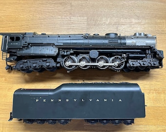 LIONEL Vintage PENNSYLVANIA 18010 6-8-6  Steam LOCOMOTIVE With 16 Wheels Tender O Gauge