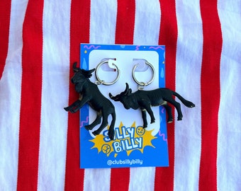 Pendientes de aro de plata con ñu negro de Silly Circus