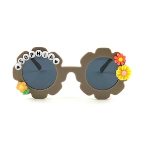 Personalized Name Sunglasses for Kids / Custom Floral Daisy Sunglasses / Kids Gifts / Baby Birthday Gift / Baby Beach Sunglasses