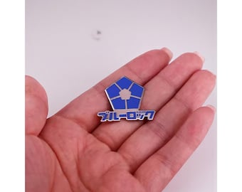 Broche de esmalte com cadeado azul de anime, broche de mangá japonês, broche de lapela da série de futebol