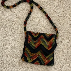 Bolso bandolera Chevron multicolor para celular