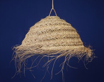 Suspension marocaine en forme de parapluie en fibre naturelle tressée doum