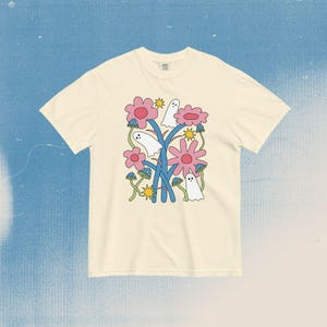 Comfort Colors Floral Ghost Shirt, Girly Ghost Tshirt, Girly Halloween Shirt, Mushroom Halloween Tshirt