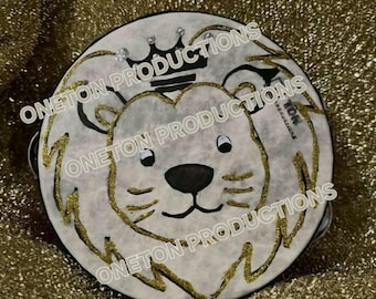 Gold Umriss Löwen Tamburin mit Silberschmuck