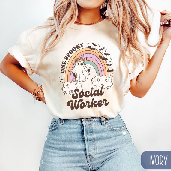 Social Worker Halloween Comfort Colors Shirt, Retro School Social Worker Tshirt, MSW LCSW LMSW Graduation Gift, Cute Ghost Tee