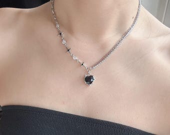 Y2K Black Heart Necklace, Gothic Steel Necklace, 2000s Grunge Necklace with Diamonds, Cyberpunk Star Necklace, Gift Idea