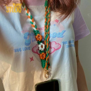 Blumen Schlüsselband Makramee, Handgefertigtes Makramee Band, Lehrer Ausweishalter Schlüssel ID Clip, Schüler Krankenschwester Geschenk, Boho Accessoire Daisy Floral - T3064