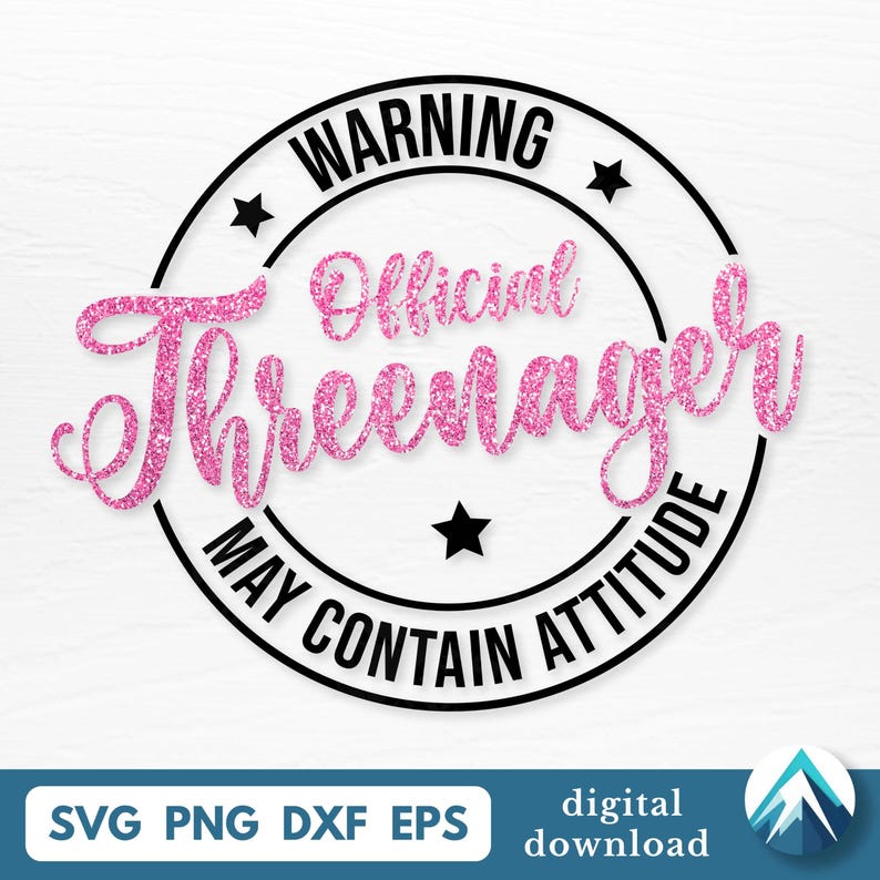 K&ouml;nnte beinhalten: Ein kreisf&ouml;rmiges Design mit den Worten "WARNING Official Threenaeger MAY CONTAIN ATTITUDE" in schwarzer und rosa Glitzer-Schrift. Das Design enth&auml;lt Sterne und die Dateitypen SVG, PNG, DXF und EPS.