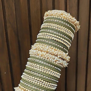 Salviagröna tunga armbandsset, pärlprydda bröllopssmycken
