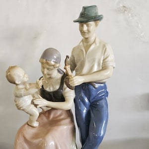 アンティーク　carl scheidig シャイディグ　ポーセリン Vintage Color German Porcelain Figurine Carl Scheidig, GDR, Family