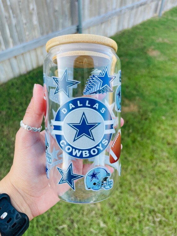 Dallas Cowboys Glass Tumbler, Dallas Cowboys Cup, Iced Coffee Glass Cup with Bamboo Lid and Straw, Cowboys Glass, Dallas Glass cup
