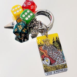 The Empress Tarot Card Lucky Dice Sleutelhanger Acryl, Rider Waite Tarot Bag Charm Decor Key Handgemaakt Cool Accessoire Witchy Queen Cadeau voor haar