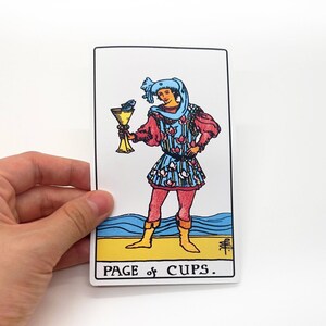 Pegatina de tarot "Página de Copas" Grande - Tarjeta de lectura de Arcanos Menores Rider-Waite, botella grande resistente al agua mate botella portátil maleta regalos