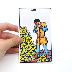 Pegatina del tarot "Siete de Oros" Grande - Tarjeta de lectura de Arcanos Menores Rider-Waite, maleta de botella para portátil con botella resistente al agua mate grande