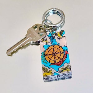 Llavero acrílico con la carta del tarot de la rueda de la fortuna, diseño clásico de Rider Waite, Arcanos mayores, accesorio decorativo del tarot, llavero de la suerte, regalos divertidos de brujas