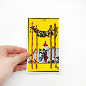Pegatina de tarot "Cuatro de varitas" Grande - Tarjeta de lectura de Arcanos Menores Rider-Waite, botella grande resistente al agua maletas portátiles regalo de vinilo colorido