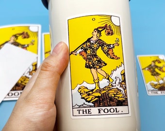 Tarot sticker "the Fool" Large - Rider-Waite Major Arcana reading card, big matte water resistant laptop bottle suitcase tarot gift stickers