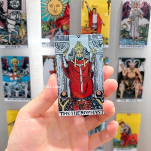 El Hierofante - Imanes para nevera con cartas del Tarot, Arcanos Mayores Clásicos de Rider Waite, Decoración para el refrigerador del hogar, Regalo Magnético Acrílico Premium de Brujería