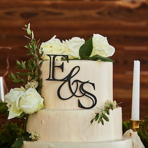 Initials Cake Topper, Custom Cake Topper for Wedding Couples, Rustic Cake Topper, Personalized Cake Topper, Engagement Cake Topper