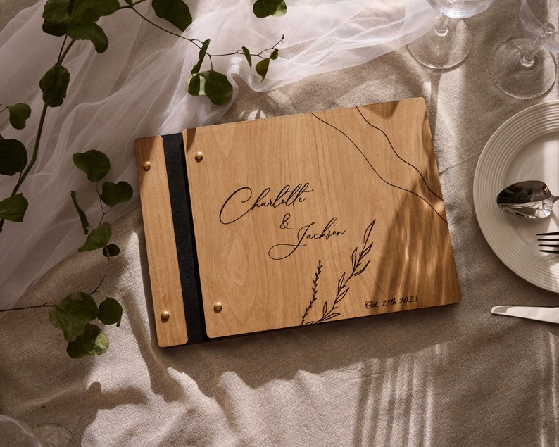 Hochzeitsgästebuch aus Holz personalisierbar mit Lasergravur, Hochzeitsdekoration, perfekt für Fotos und herzliche Nachrichten, Fotoalbum, Holzdesign Style 2