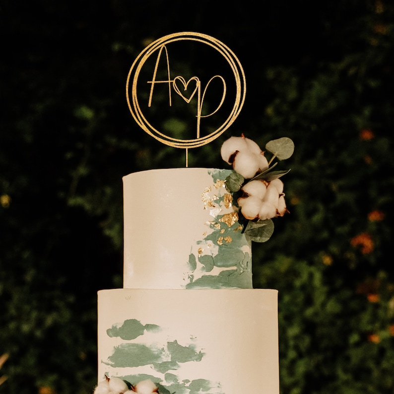 Topper per torta con nomi personalizzati, Mr e Mrs Cake Toppers per matrimonio, topper per torta nuziale, topper per torta personalizzato a forma di cuore immagine 7