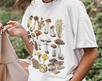 Mushroom Tshirt, Unisex tshirt, Cottagecore Botanical shirt, Soft Cotton tshirt, Pop art tshirt, summer tshirt, Gift for her, Graphic shirt