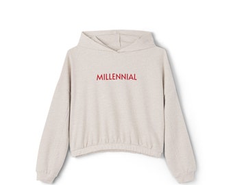 Nombre de la sudadera con capucha con parte inferior ceñida para mujer Millennial