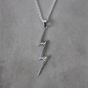The Flashing Lights Silver Necklace main image 1