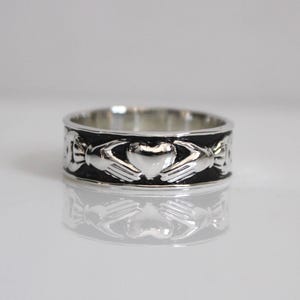 Sterling Silver Claddagh Ring: Irish Promise Band