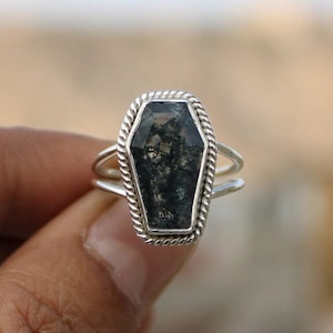 Coffin Shape Green Moss Agate Ring, Sterling Silver Coffin Ring, Moss Agate Coffin Ring, Gothic Ring, Unique Holiday Gift