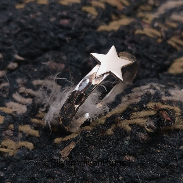 Solid Silver Star Ring, Dainty Ring, 925 Sterling Silver Star Ring, Handmade Ring, Star Ring, Thin Star Band Ring, Woman Ring, Gift For Her