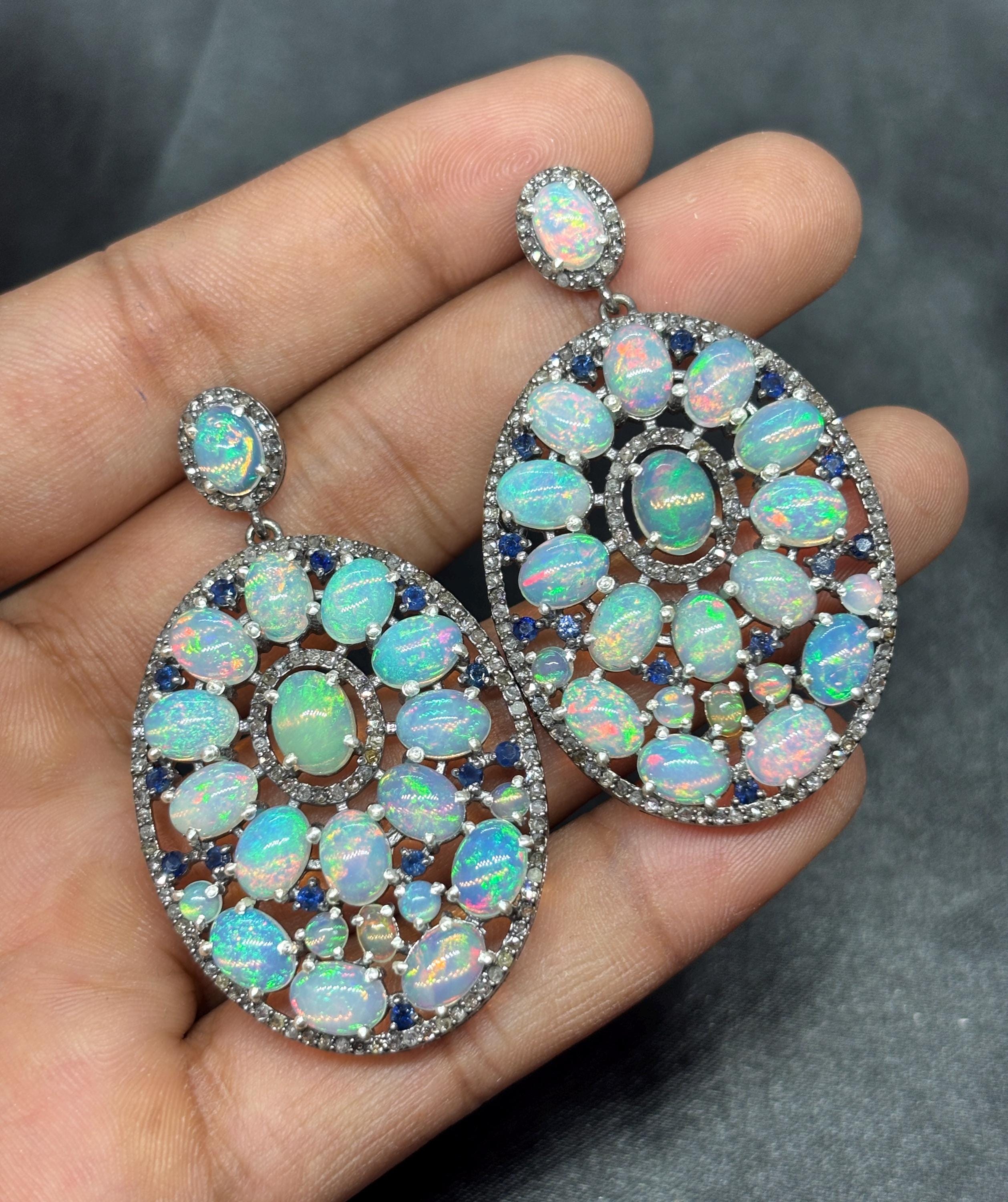 エチオピア産オパール＆サファイアイヤリング：ローズカット