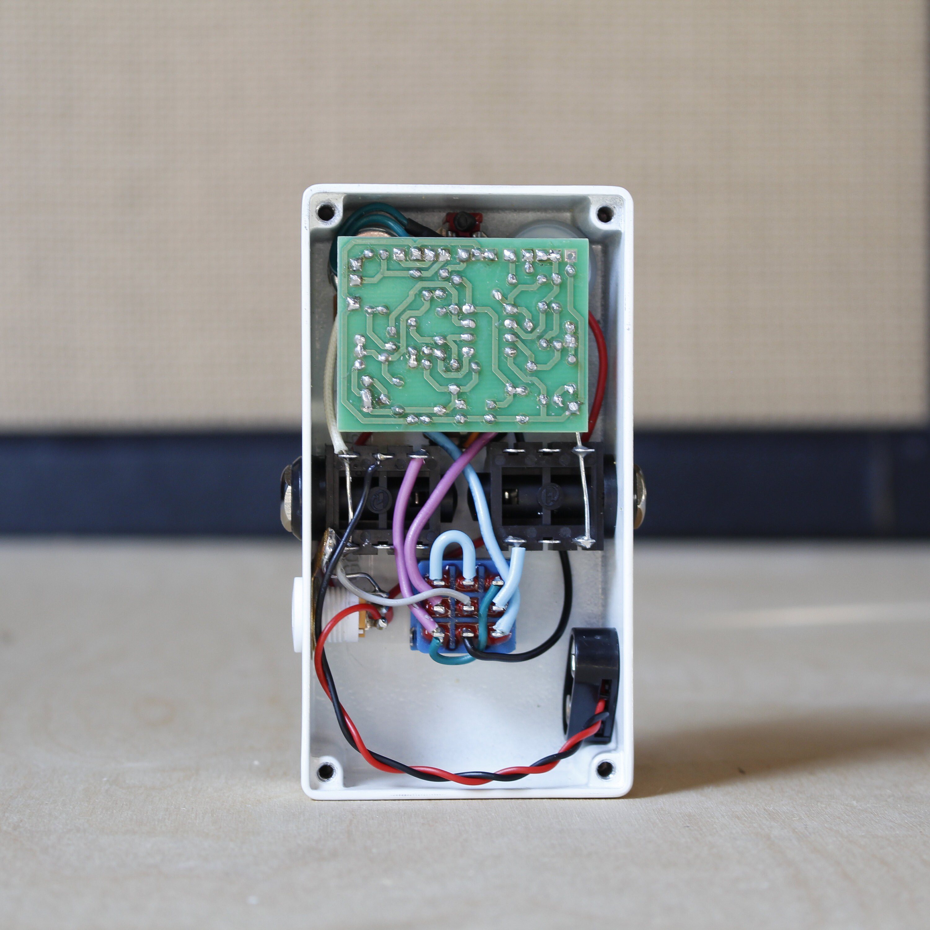 Handmade Clone of Fulltone OCD Guitar Effect Pedal. Crazy Overdrive