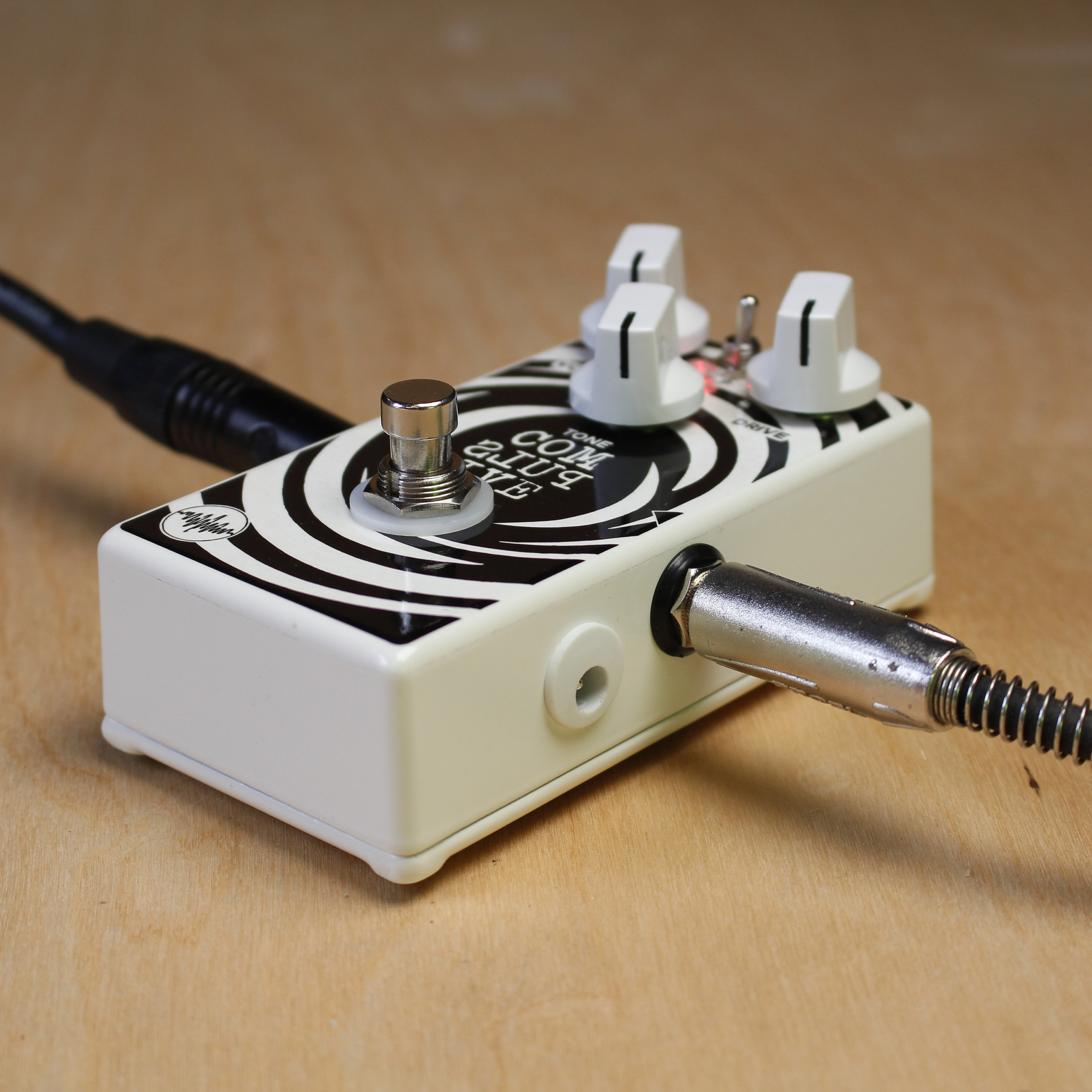 Handmade Clone of Fulltone OCD Guitar Effect Pedal. Crazy Overdrive