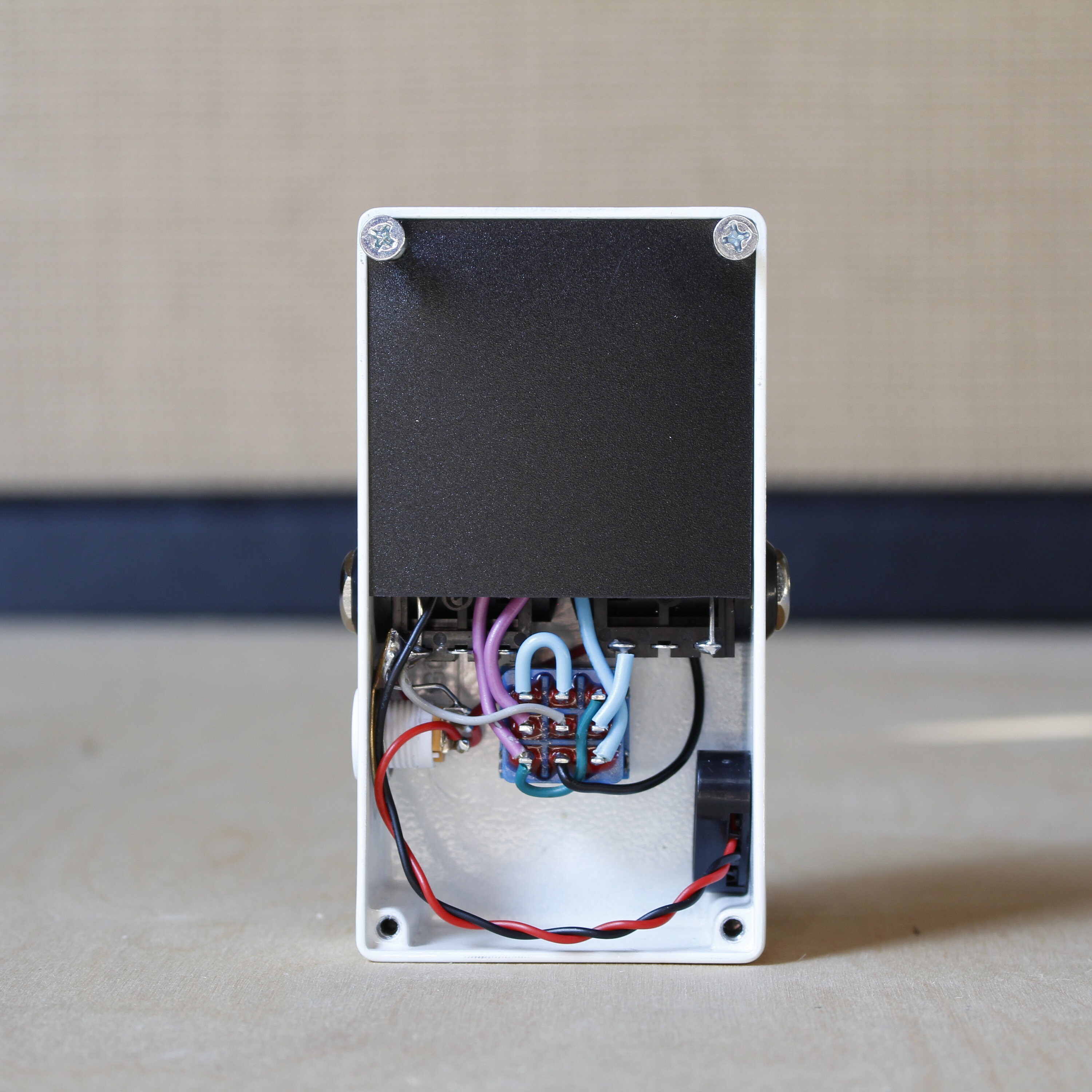 Handmade Clone of Fulltone OCD Guitar Effect Pedal. Crazy Overdrive